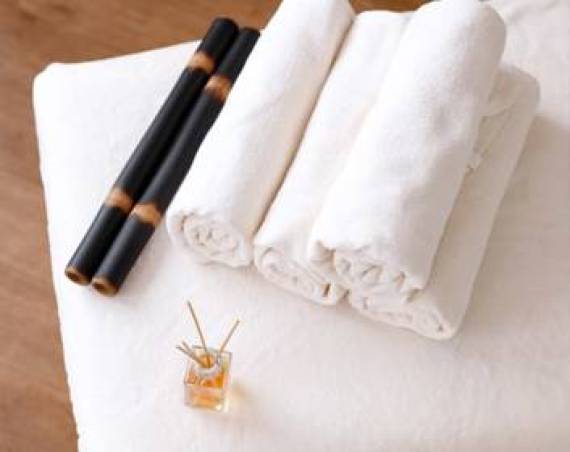 Découvrez le massage au bambou à Neuchâtel avec Olistik